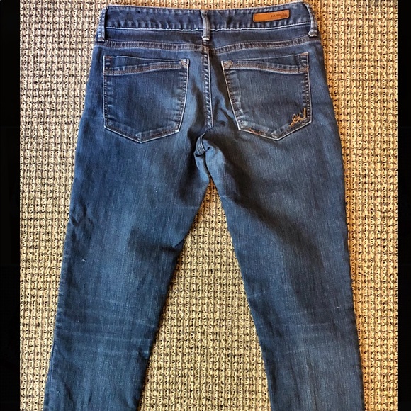 Express Jeans - Picture 2 of 3